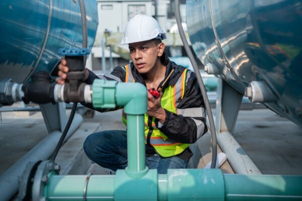 commercial-plumbing-leads-blog-cover